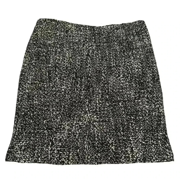 Size 8 Cynthia Steffe Skirt Black/White Wool Cotton Blend Black Lining - Picture 1 of 12